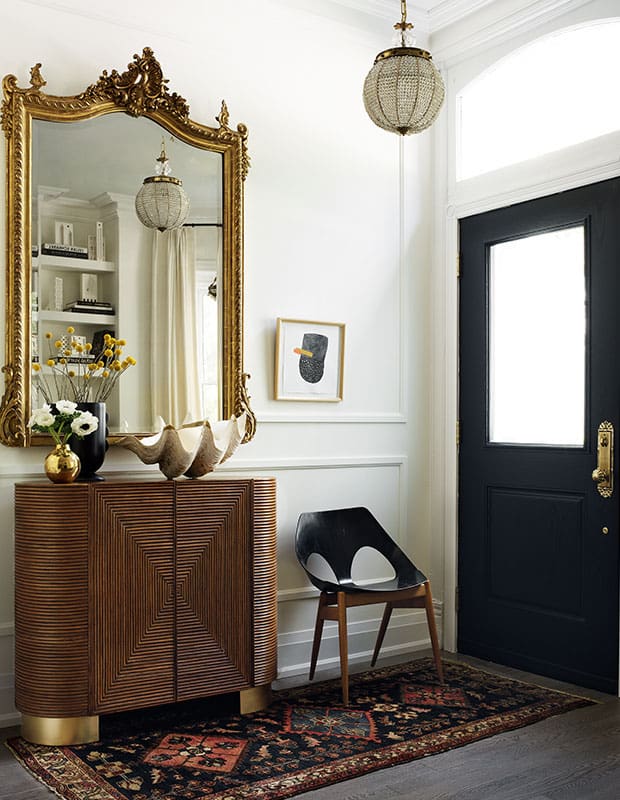 45 Modern and Elegant Entryway Table Decor Ideas 5 45 Modern and Elegant Entryway Table Decor Ideas Entryway Table Decor