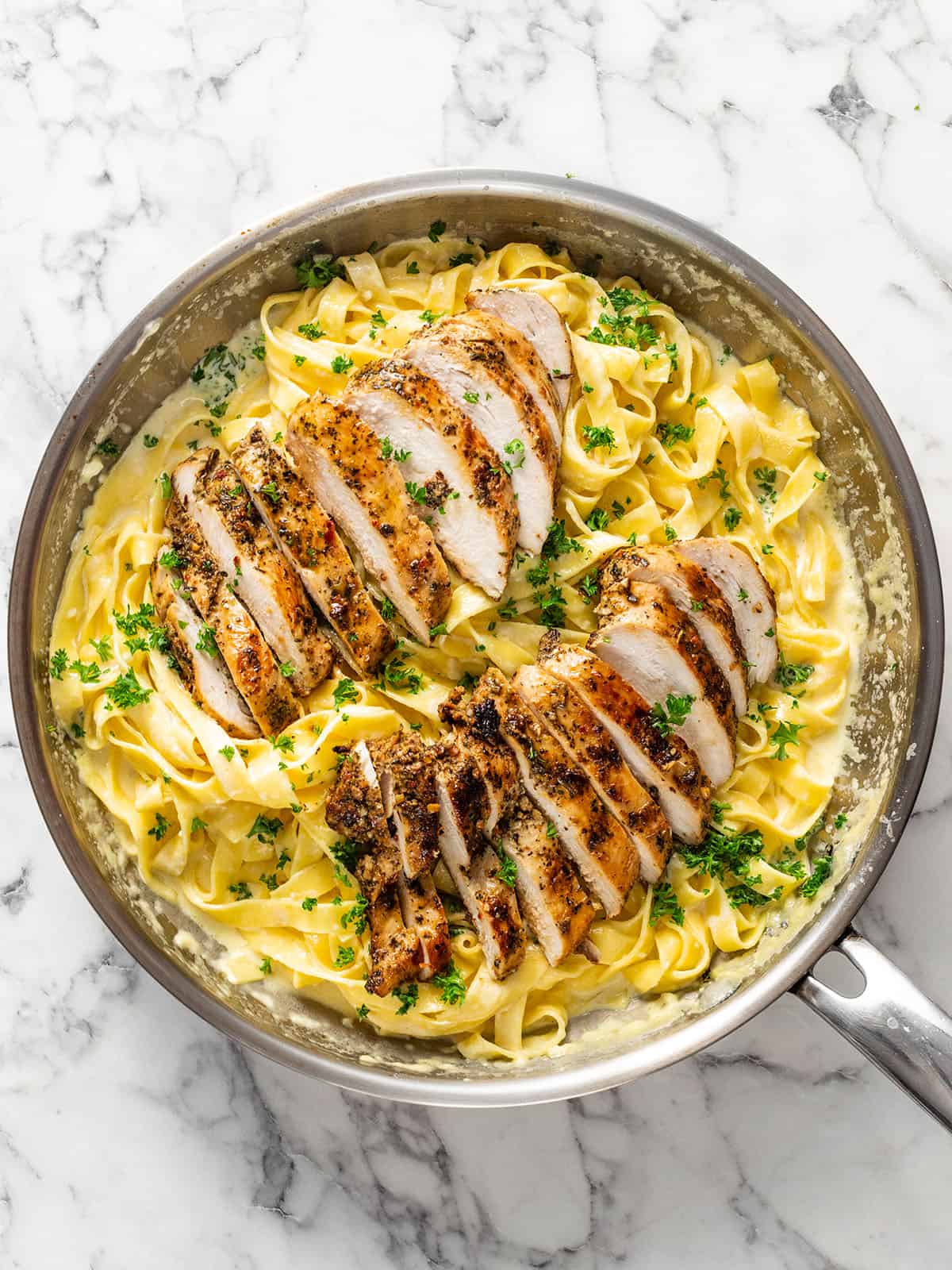 22 Insanely Good Creamy Pasta Recipes You'll Enjoy 62 22 Insanely Good Creamy Pasta Recipes You'll Enjoy CHICKEN ALFREDO WEB 01 Creamy Pasta Recipes