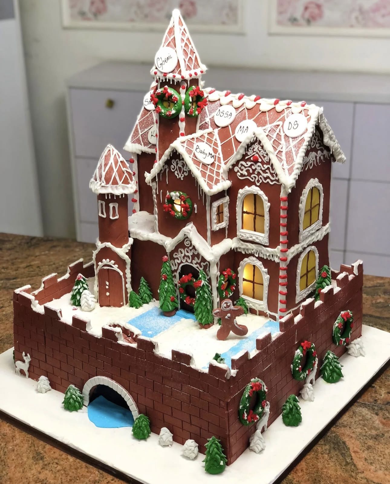 25 Creative Christmas Cake Ideas That’ll Wow Your Guests 58 25 Creative Christmas Cake Ideas That’ll Wow Your Guests Christmas Cake IdeasIMG 9890 Christmas Cake Ideas