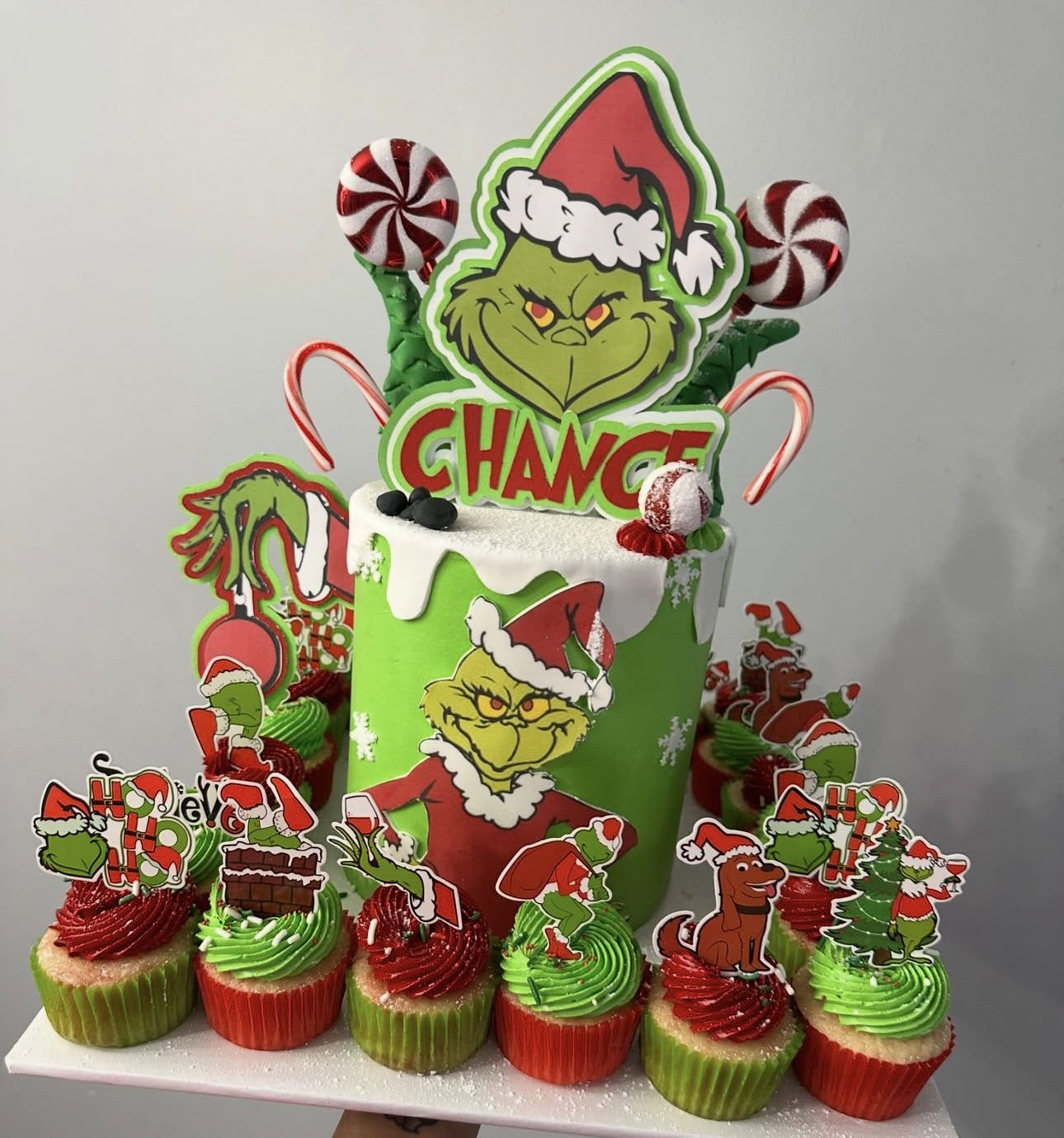 25 Creative Christmas Cake Ideas That’ll Wow Your Guests 70 25 Creative Christmas Cake Ideas That’ll Wow Your Guests Christmas Cake IdeasIMG 9894 Christmas Cake Ideas