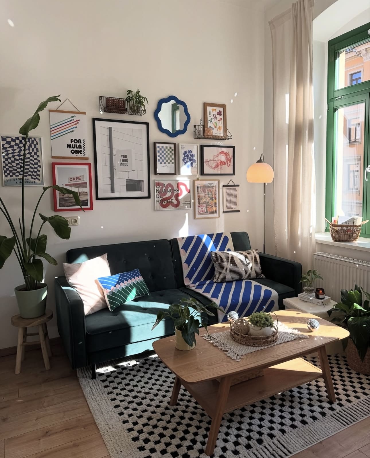 27 Small Apartment Living Room Decor Ideas 79 27 Small Apartment Living Room Decor Ideas IMG 0156 Small Apartment Living Room