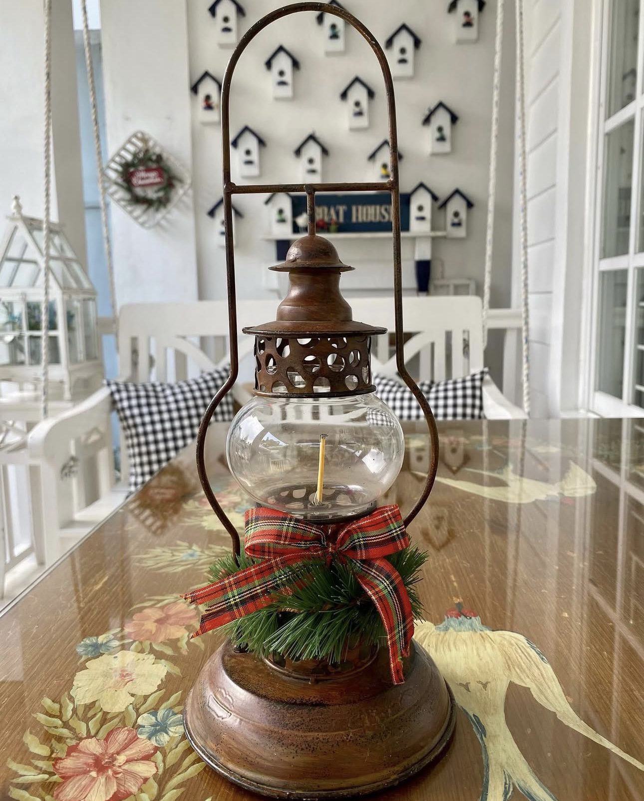 27 Christmas Lantern Ideas for a Warm and Magical Glow 74 27 Christmas Lantern Ideas for a Warm and Magical Glow IMG 0494 Christmas Lantern Ideas