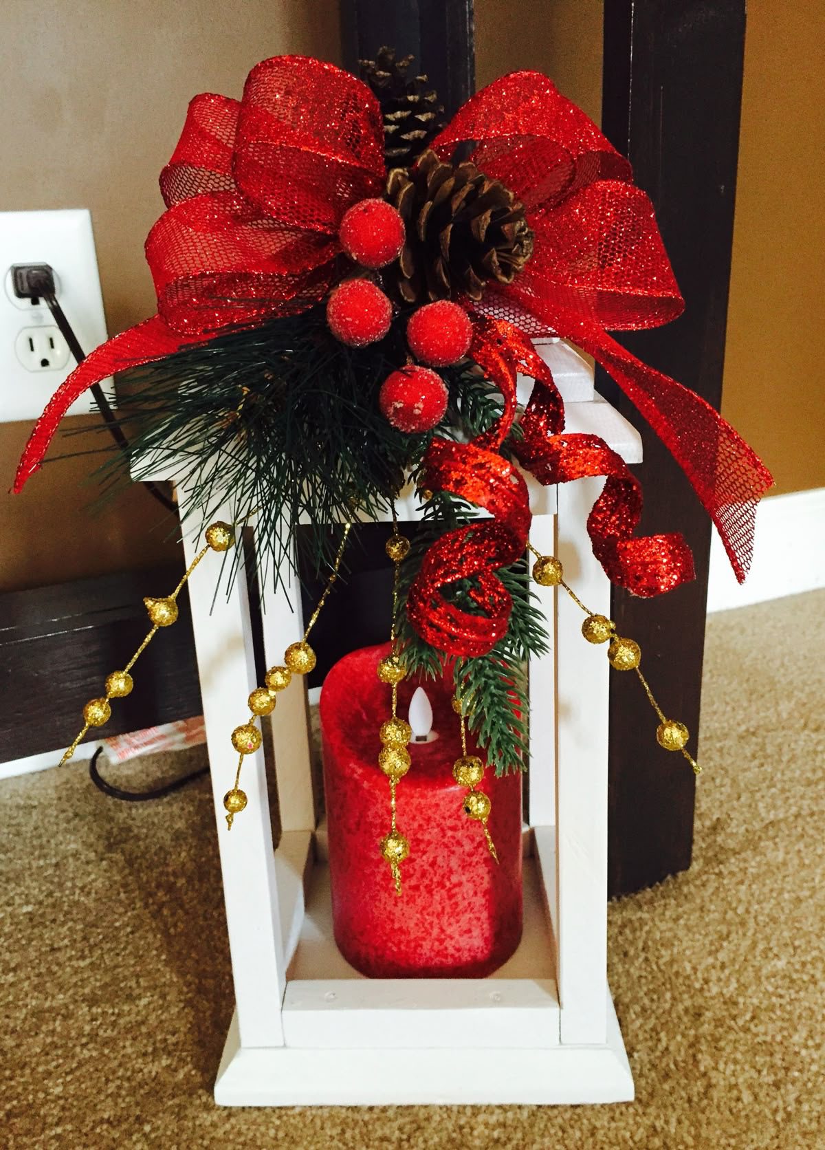 27 Christmas Lantern Ideas for a Warm and Magical Glow 81 27 Christmas Lantern Ideas for a Warm and Magical Glow IMG 0508 Christmas Lantern Ideas