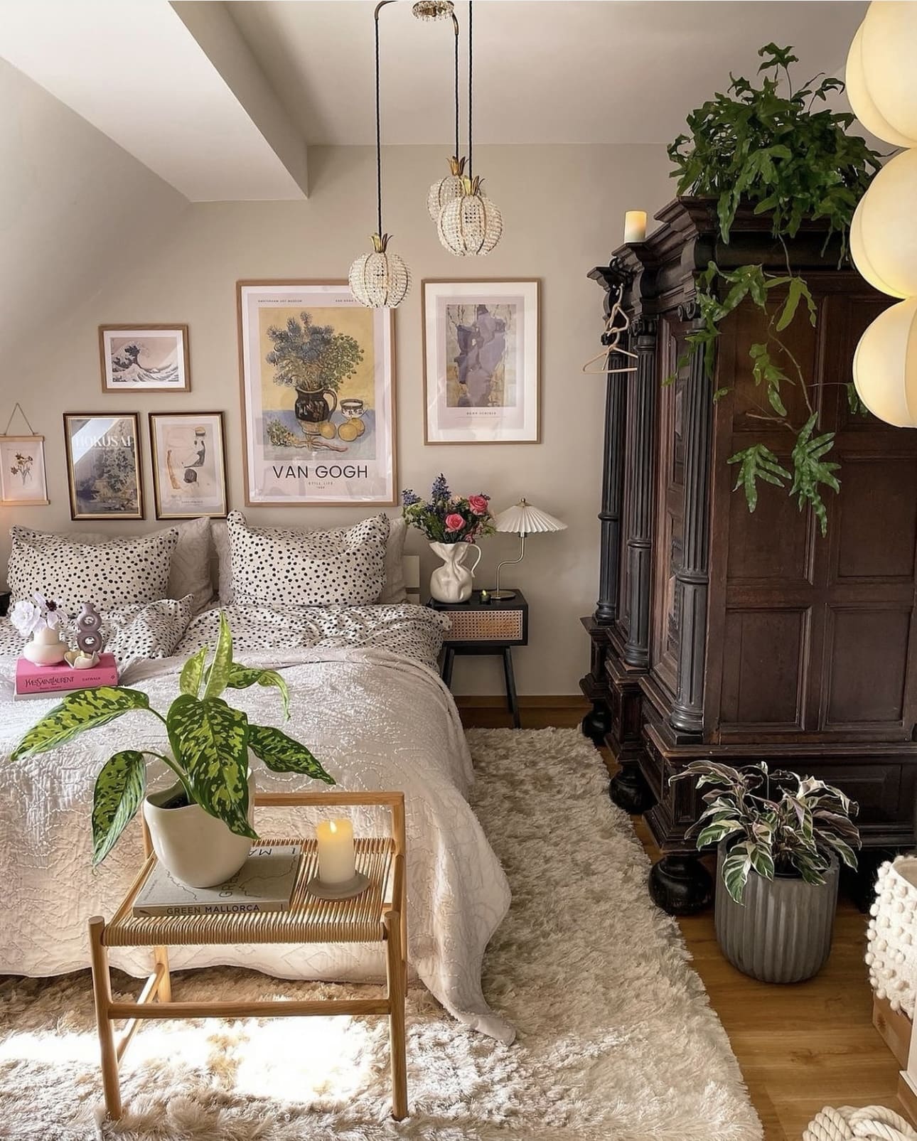 27 Cozy Apartment Bedroom Ideas for Ultimate Comfort 68 27 Cozy Apartment Bedroom Ideas for Ultimate Comfort IMG 2383 Cozy Apartment Bedroom Ideas