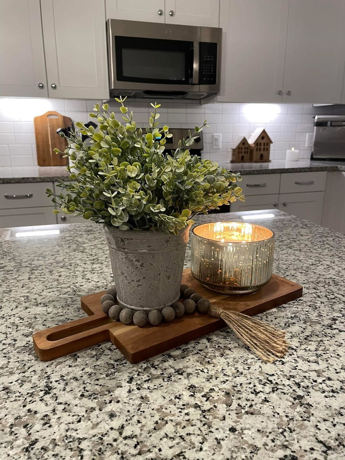 27 Stunning Kitchen Island Centerpiece Ideas 72 27 Stunning Kitchen Island Centerpiece Ideas IMG 2691 Kitchen Island Centerpiece Ideas