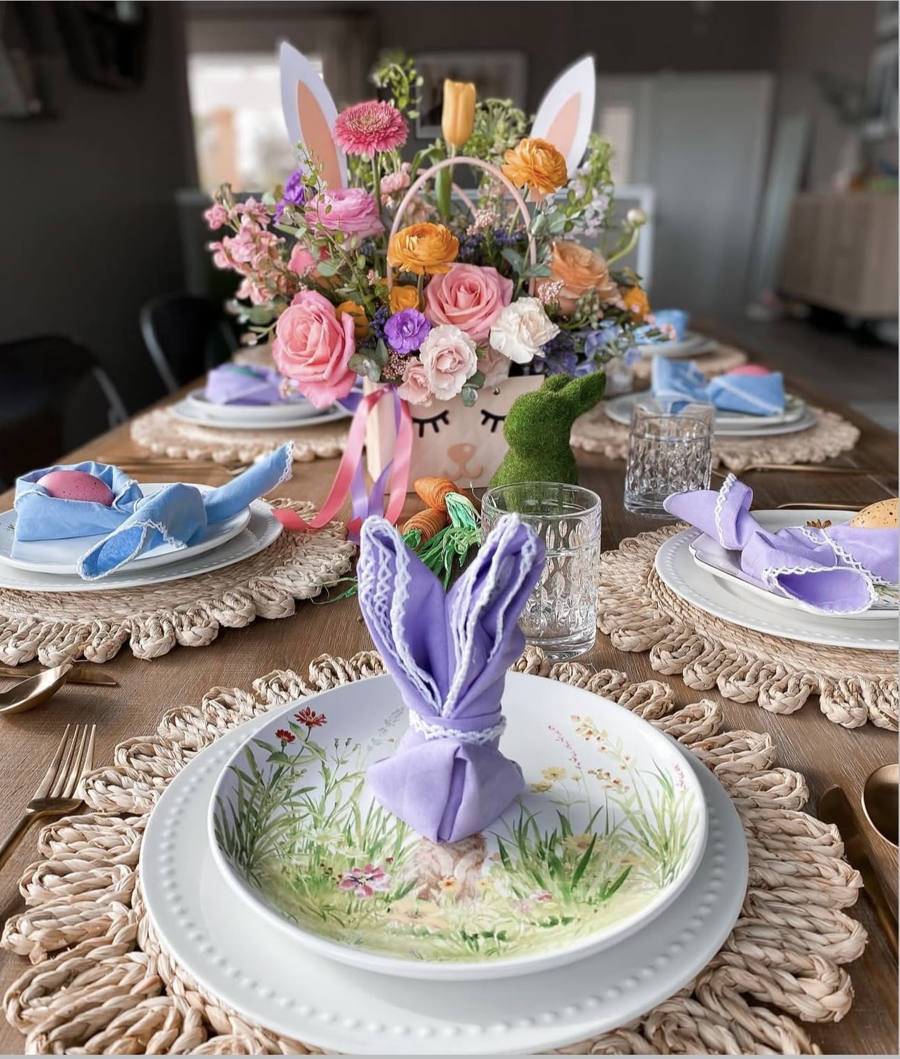 24 Stunning Easter Table Decor Ideas to Impress Your Guests 53 24 Stunning Easter Table Decor Ideas to Impress Your Guests IMG 3924 Easter Table Decor Ideas