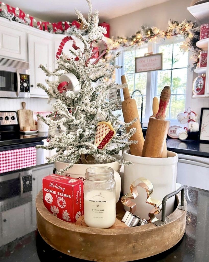 40 Christmas Kitchen Decor Ideas to Bring in the Holiday Spirit 91 40 Christmas Kitchen Decor Ideas to Bring in the Holiday Spirit IMG 7160 christmas kitchen decor ideas