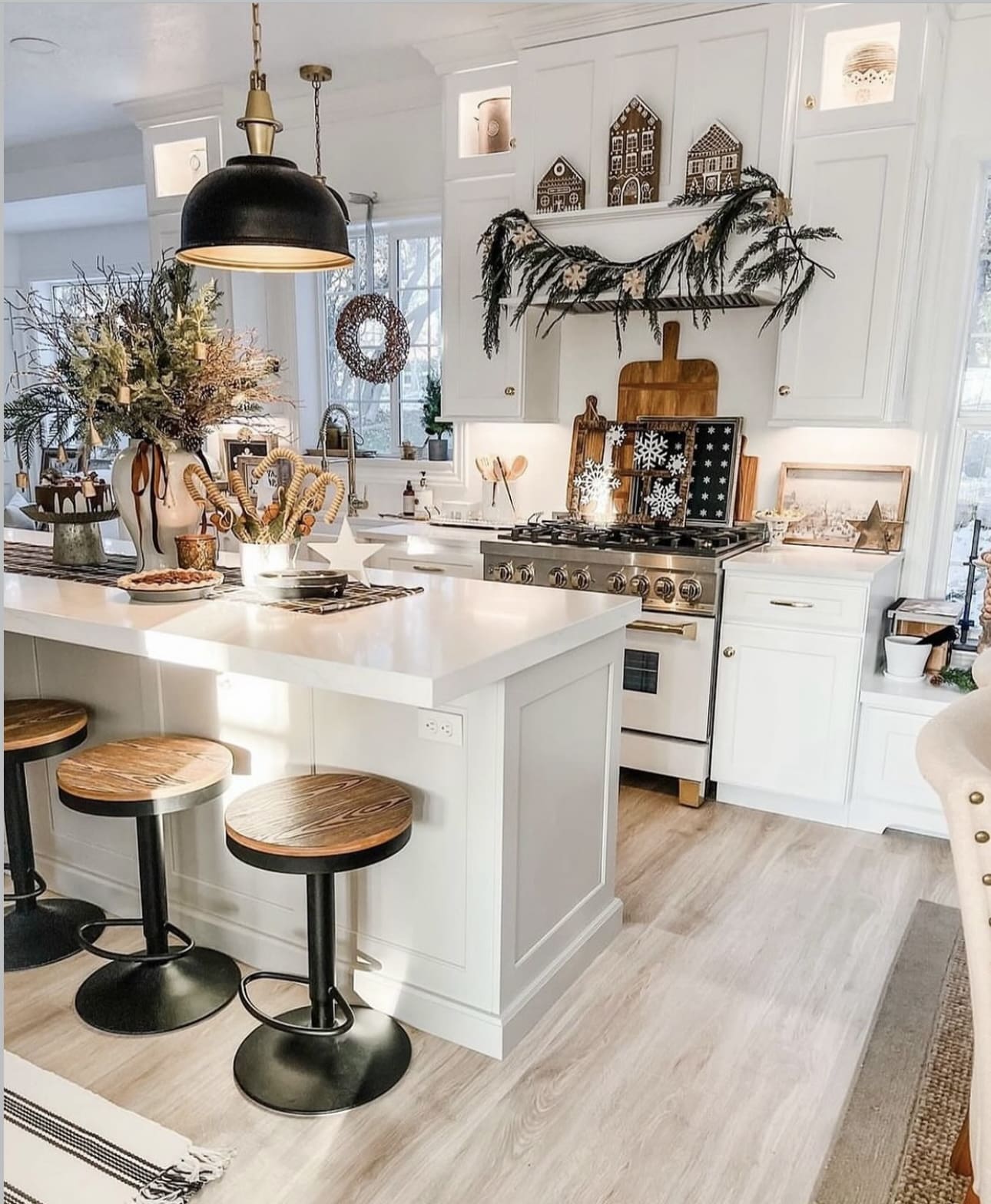 40 Christmas Kitchen Decor Ideas to Bring in the Holiday Spirit 109 40 Christmas Kitchen Decor Ideas to Bring in the Holiday Spirit IMG 7172 christmas kitchen decor ideas