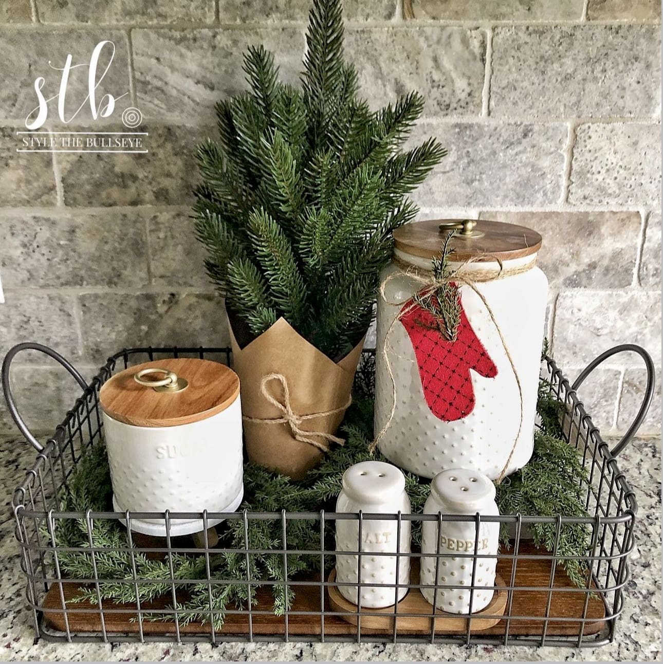 40 Christmas Kitchen Decor Ideas to Bring in the Holiday Spirit 87 40 Christmas Kitchen Decor Ideas to Bring in the Holiday Spirit IMG 7178 christmas kitchen decor ideas