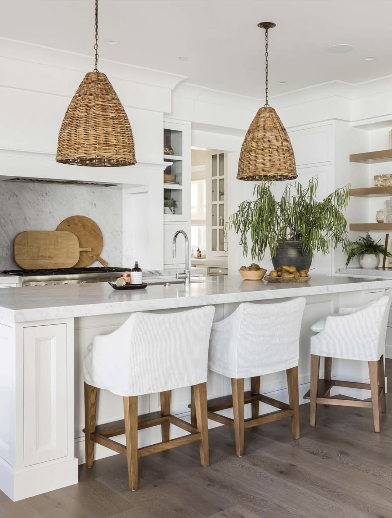 34 Dreamy Coastal Kitchen Ideas to Inspire You 70 34 Dreamy Coastal Kitchen Ideas to Inspire You IMG 7506 Coastal Kitchen ideas