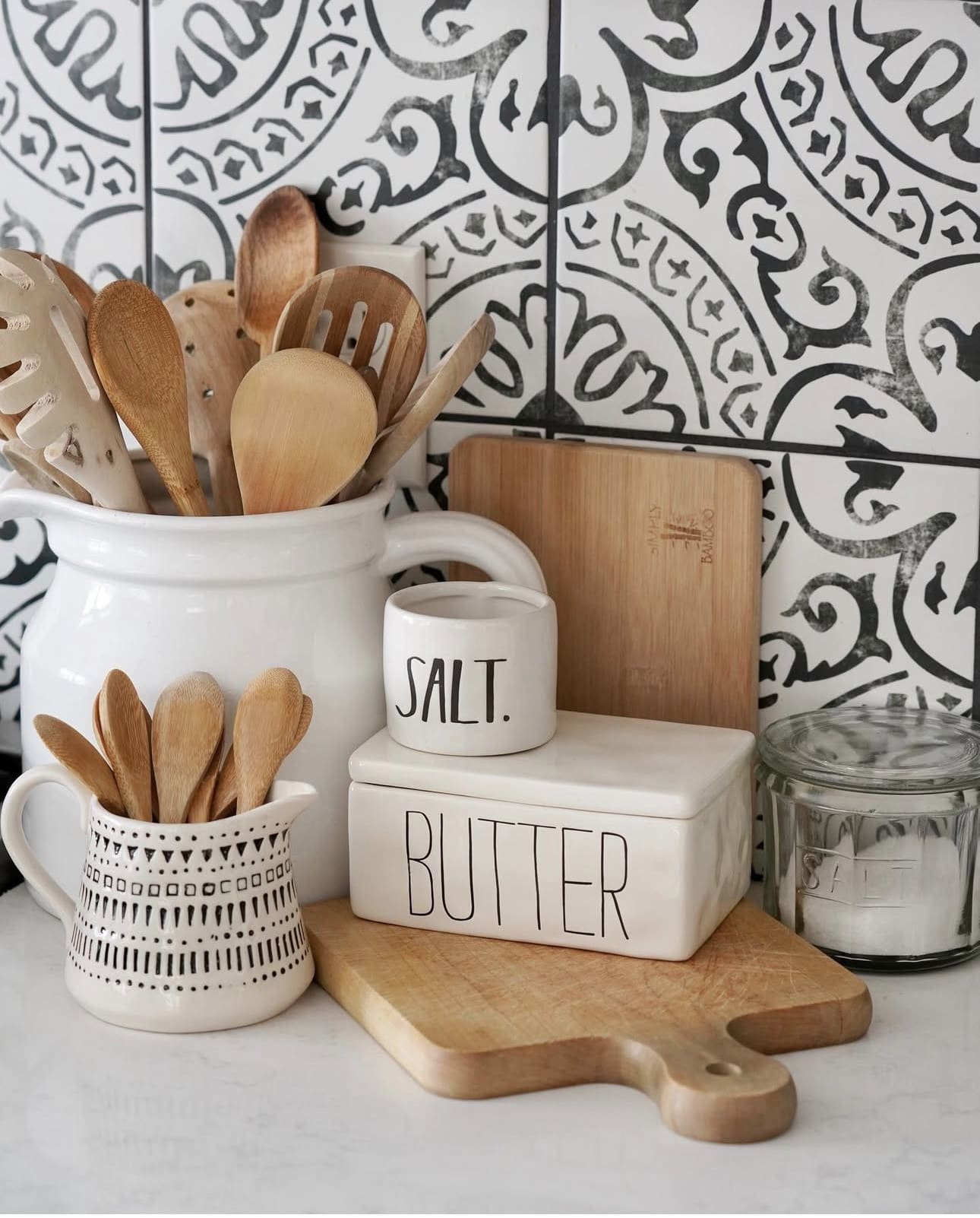 27 Best Kitchen Counter Decor Ideas to Transform Your Space 88 27 Best Kitchen Counter Decor Ideas to Transform Your Space IMG 7646 Kitchen Counter Decor Ideas