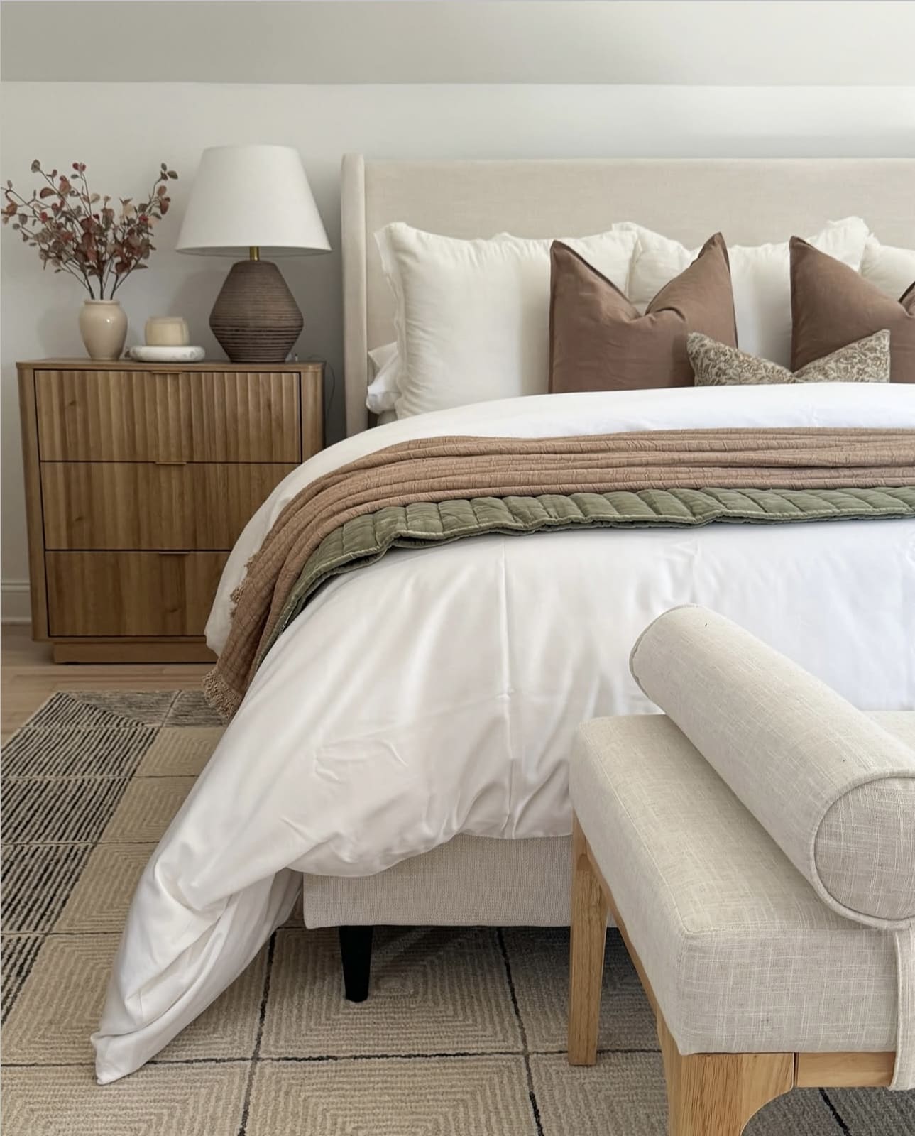 30 Best Minimalist Bedroom Design Ideas You'll Love 67 30 Best Minimalist Bedroom Design Ideas You'll Love IMG 8219 Minimalist Bedroom Design Ideas