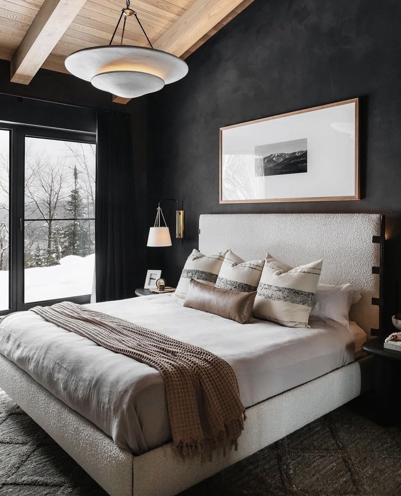 30 Best Minimalist Bedroom Design Ideas You'll Love 82 30 Best Minimalist Bedroom Design Ideas You'll Love IMG 8222 Minimalist Bedroom Design Ideas