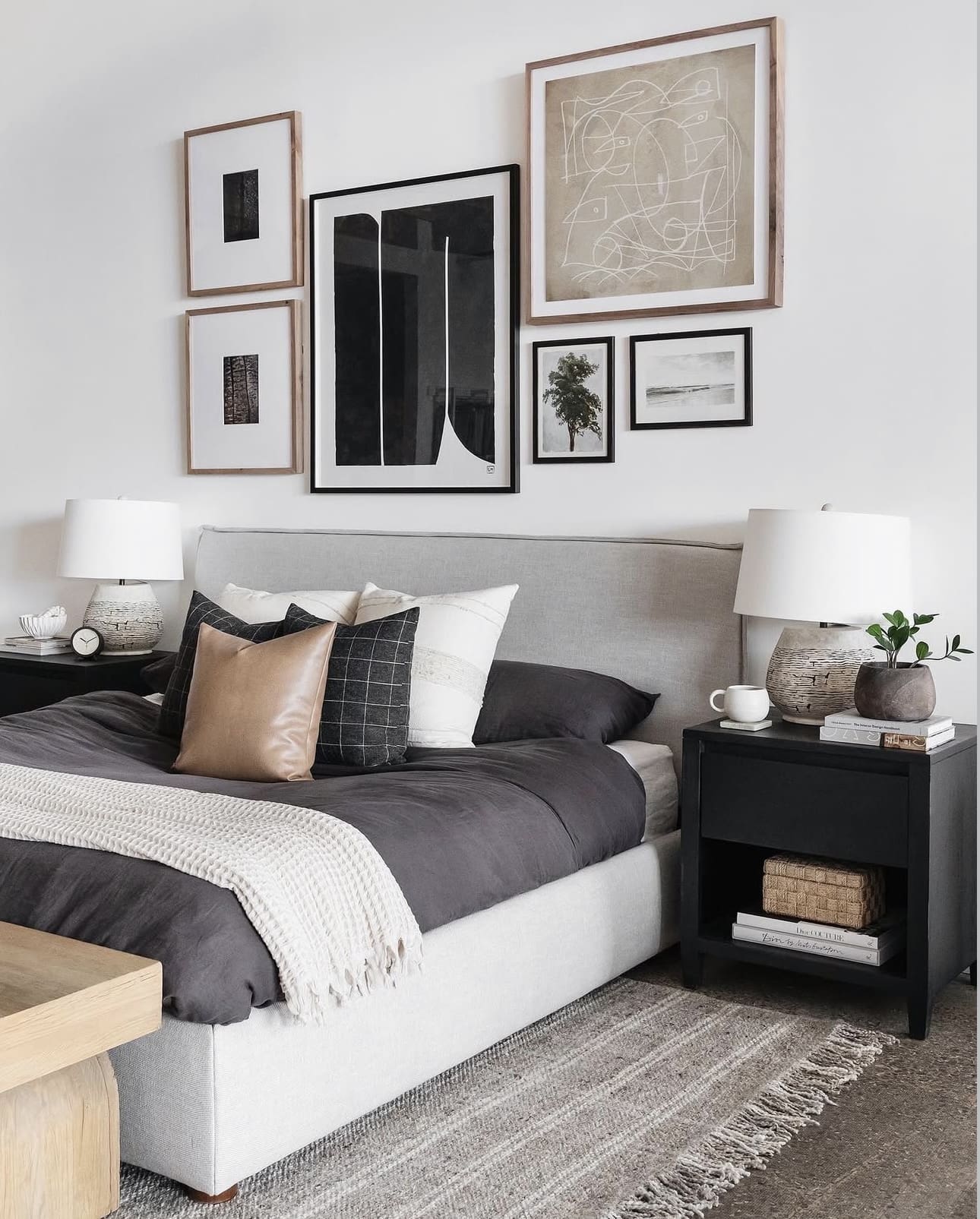 30 Best Minimalist Bedroom Design Ideas You'll Love 76 30 Best Minimalist Bedroom Design Ideas You'll Love IMG 8223 Minimalist Bedroom Design Ideas