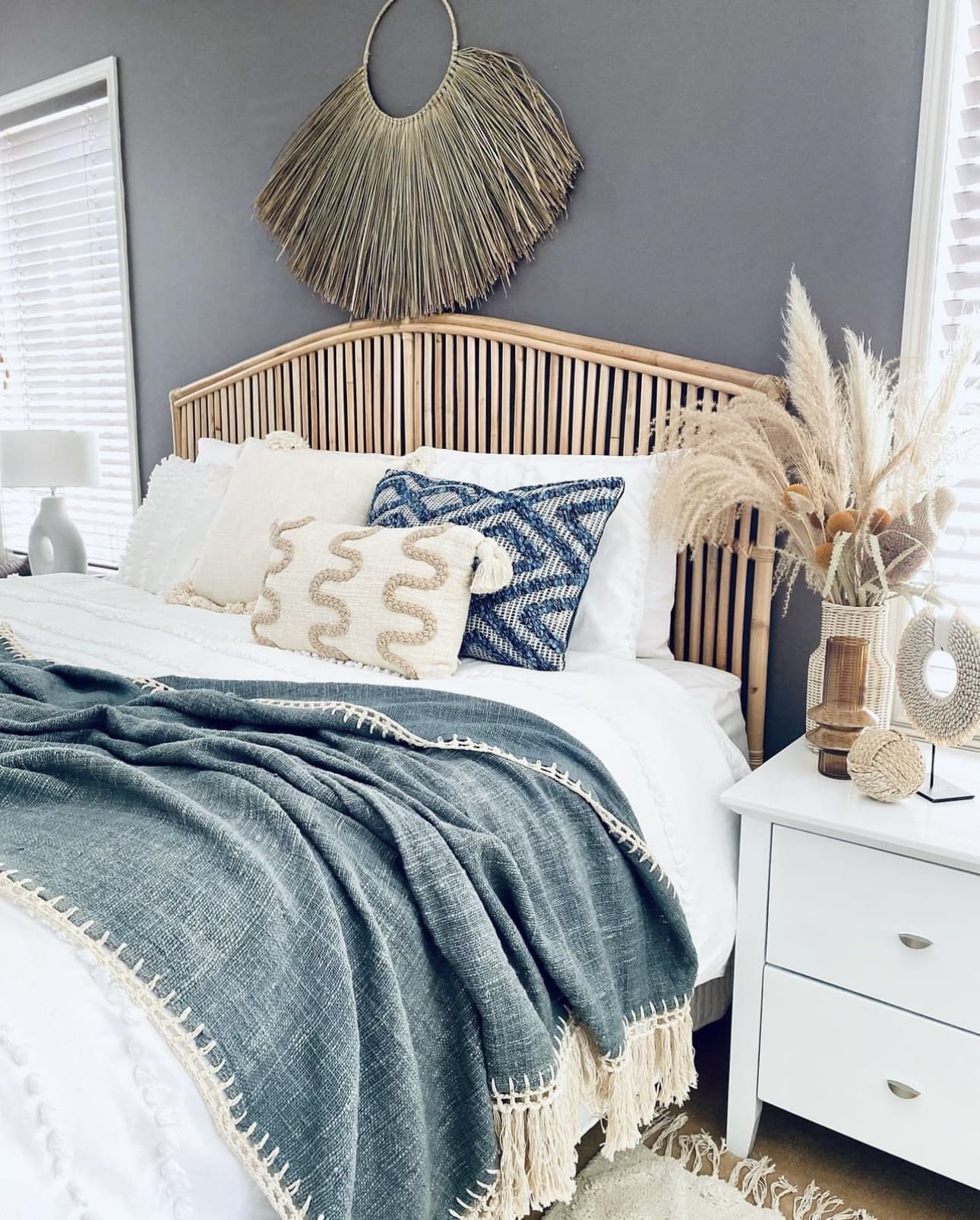 29 Soothing Coastal Bedroom Ideas For A Lush Escape 53 29 Soothing Coastal Bedroom Ideas For A Lush Escape IMG 9816 Coastal Bedroom Ideas