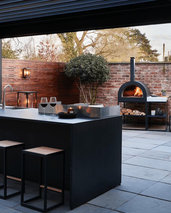 28 Best Outdoor Kitchen Ideas to Elevate Your Backyard 81 28 Best Outdoor Kitchen Ideas to Elevate Your Backyard Screenshot 2025 05 25 at 14.26.20 Outdoor Kitchen Ideas